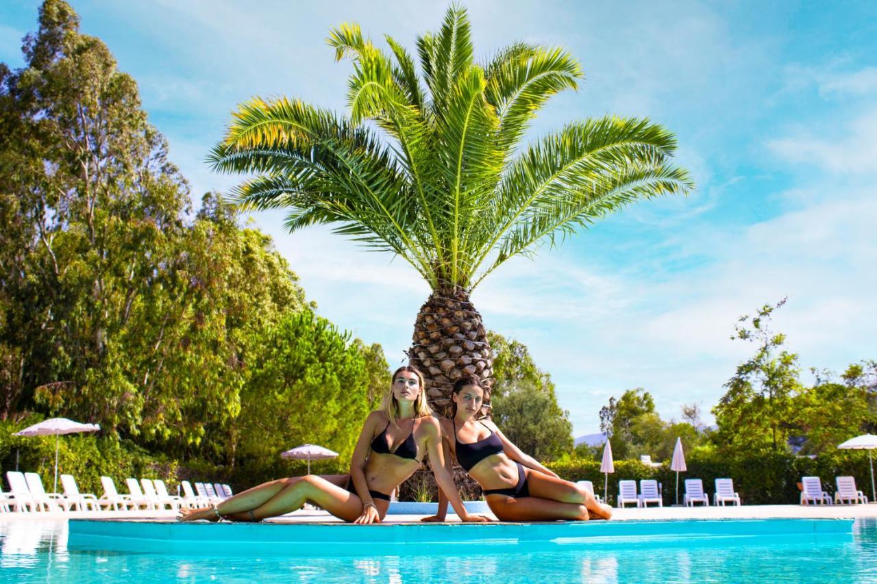 Villaggio Camping Rancho Каньяно-Варано Екстер'єр фото