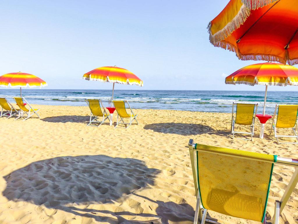 Villaggio Camping Rancho Каньяно-Варано Екстер'єр фото